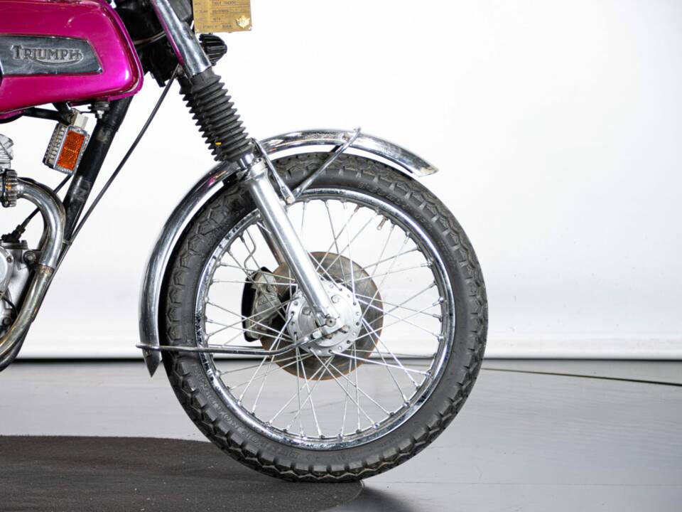 Image 27/50 de Triumph T 150 V Trident (1974)