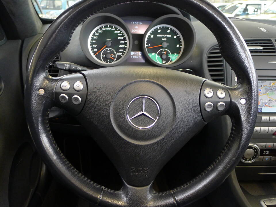 Image 4/45 of Mercedes-Benz SLK 55 AMG (2005)