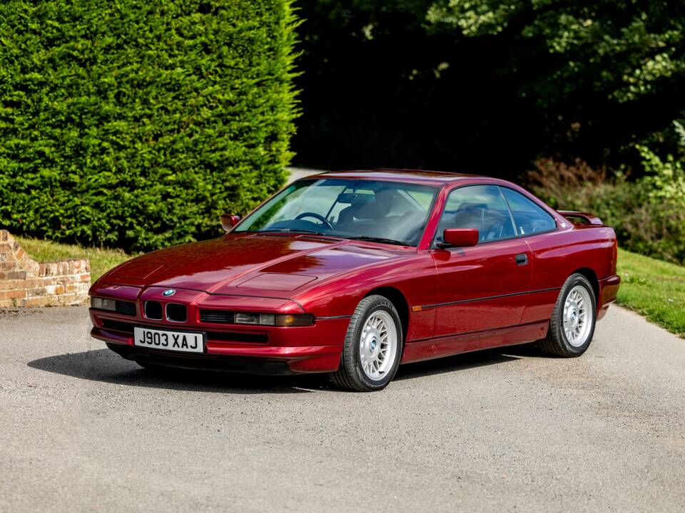 Image 17/45 of BMW 850i (1991)