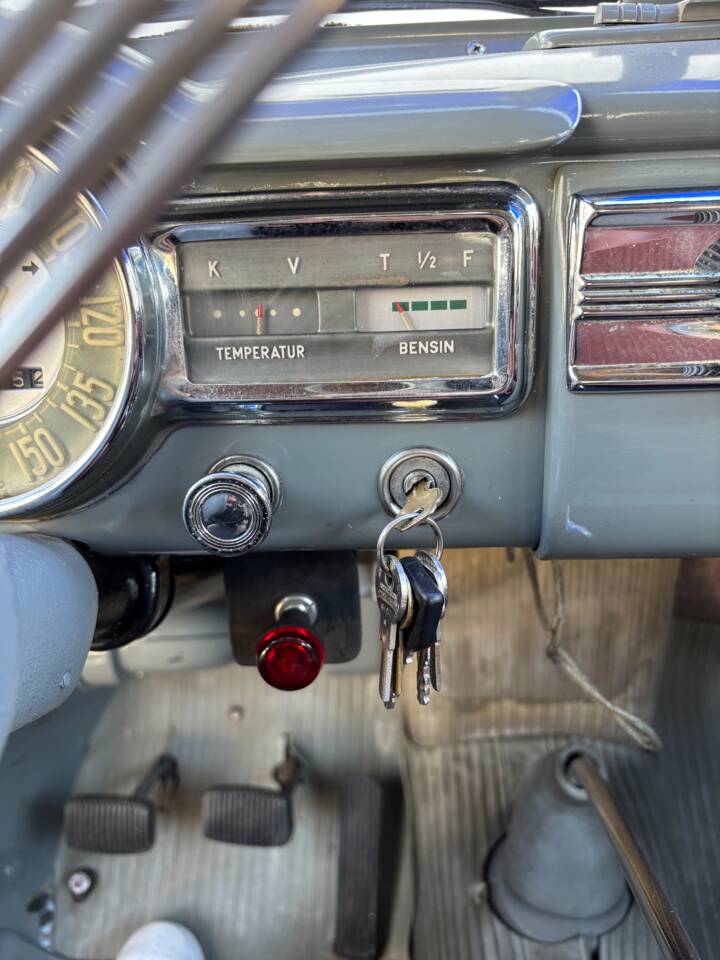 Image 62/133 of Volvo PV 444 (1954)