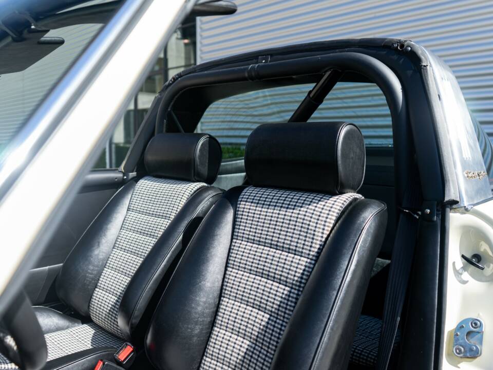 Imagen 11/41 de Porsche 911 Carrera 2.7 (1975)