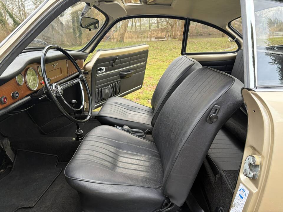 Afbeelding 2/28 van Volkswagen Karmann Ghia 1600 (1971)