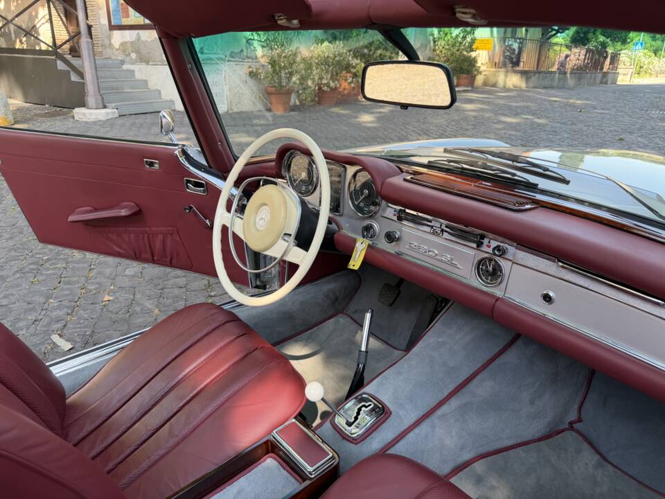 Bild 40/97 von Mercedes-Benz 280 SL (1969)