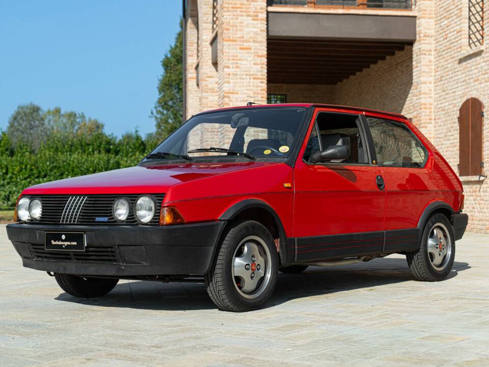 Image 2/50 of FIAT Ritmo 105 TC (1990)