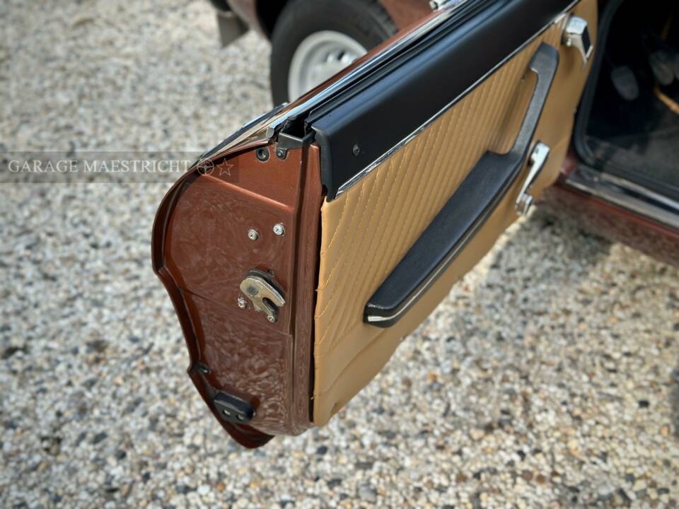 Image 40/100 of Alfa Romeo 2000 Spider Veloce (1980)
