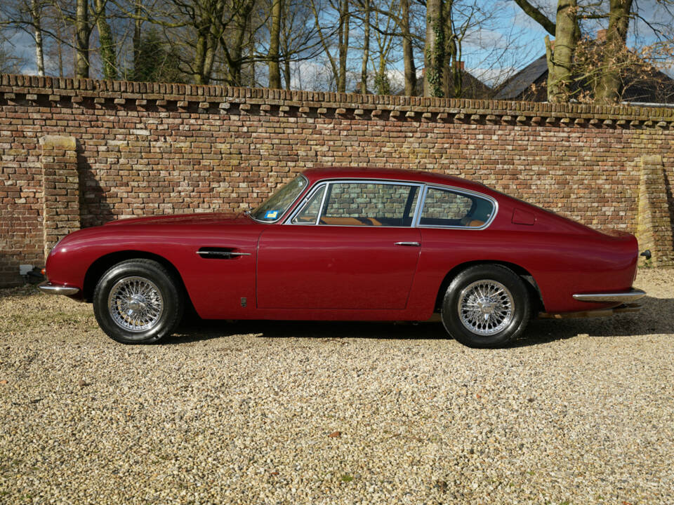 Bild 13/50 von Aston Martin DB 6 Vantage (1966)