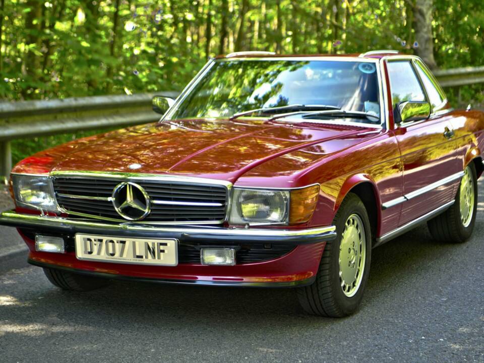 Image 5/50 of Mercedes-Benz 300 SL (1988)