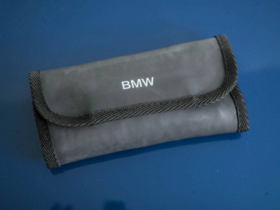 Bild 44/50 von BMW Z3 1.9i (2000)