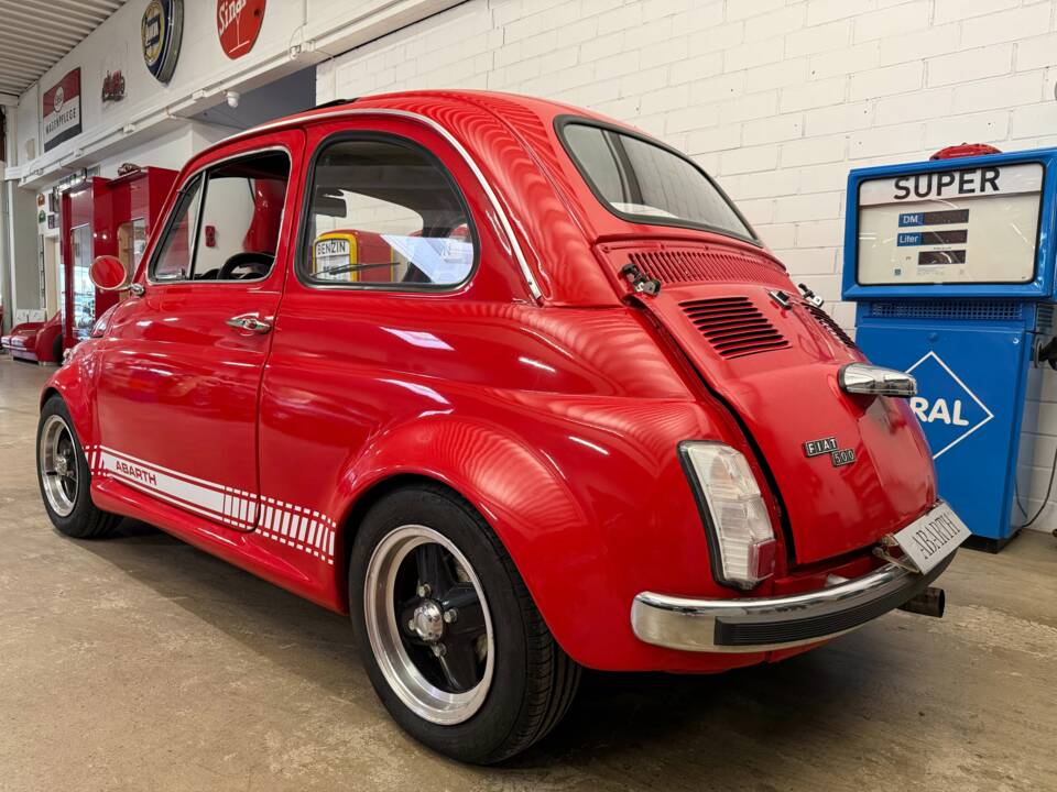 Image 14/17 de FIAT 500 R (1972)