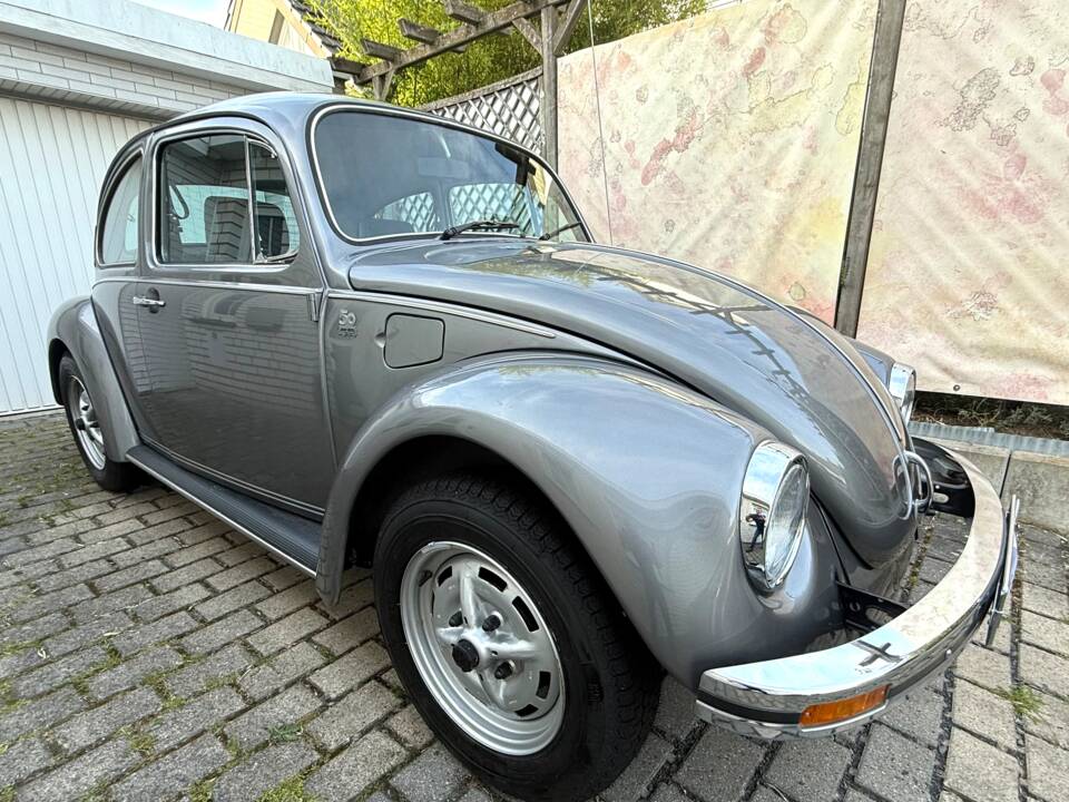 Immagine 2/15 di Volkswagen Maggiolino &quot;50th Anniversary&quot; (1986)