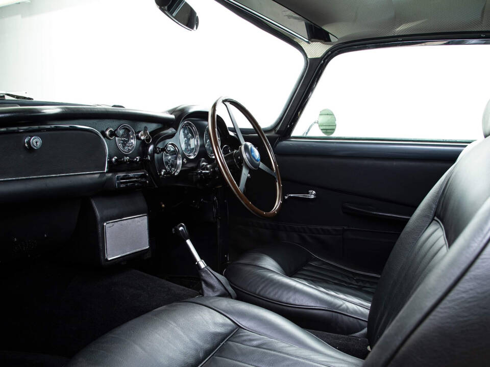 Bild 14/26 von Aston Martin DB 4 (1961)