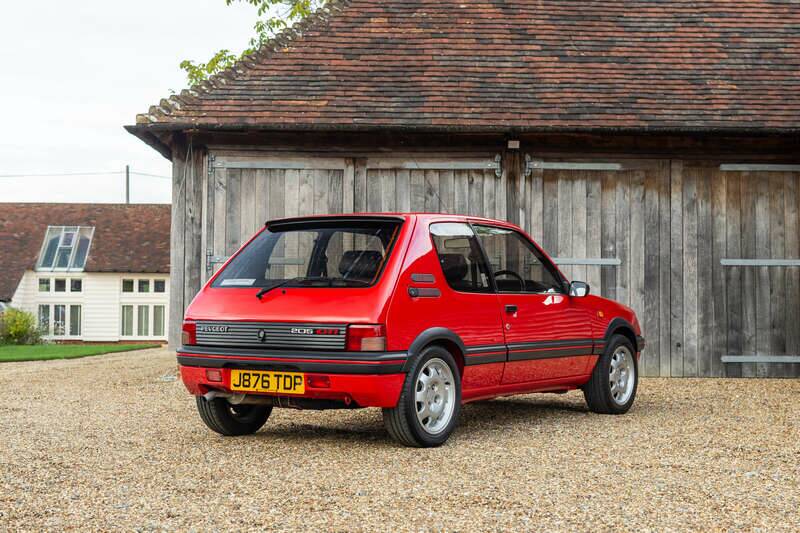 Immagine 31/50 di Peugeot 205 GTi 1.9 (1991)