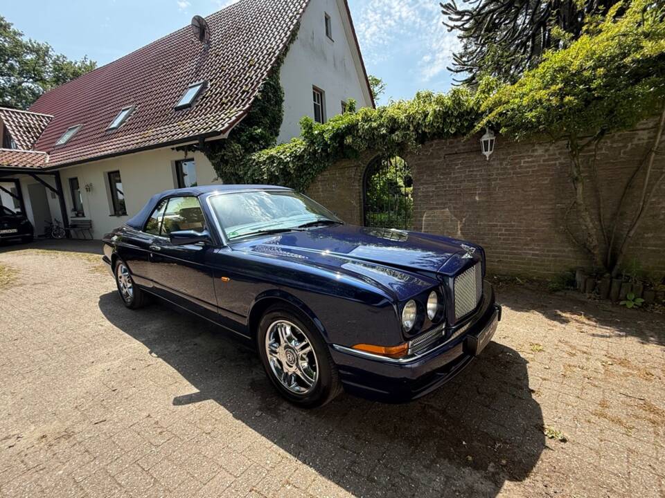 Image 20/32 of Bentley Azure (2003)