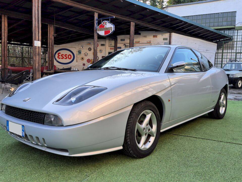 Immagine 5/43 di FIAT Coupé 2.0 20V (1999)