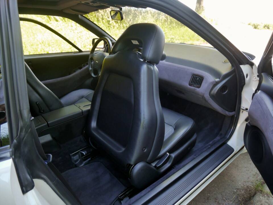 Image 33/50 de Subaru SVX 4WD (1900)