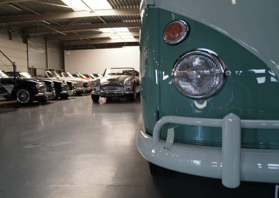Imagen 20/50 de Volkswagen T1 panel van (1964)