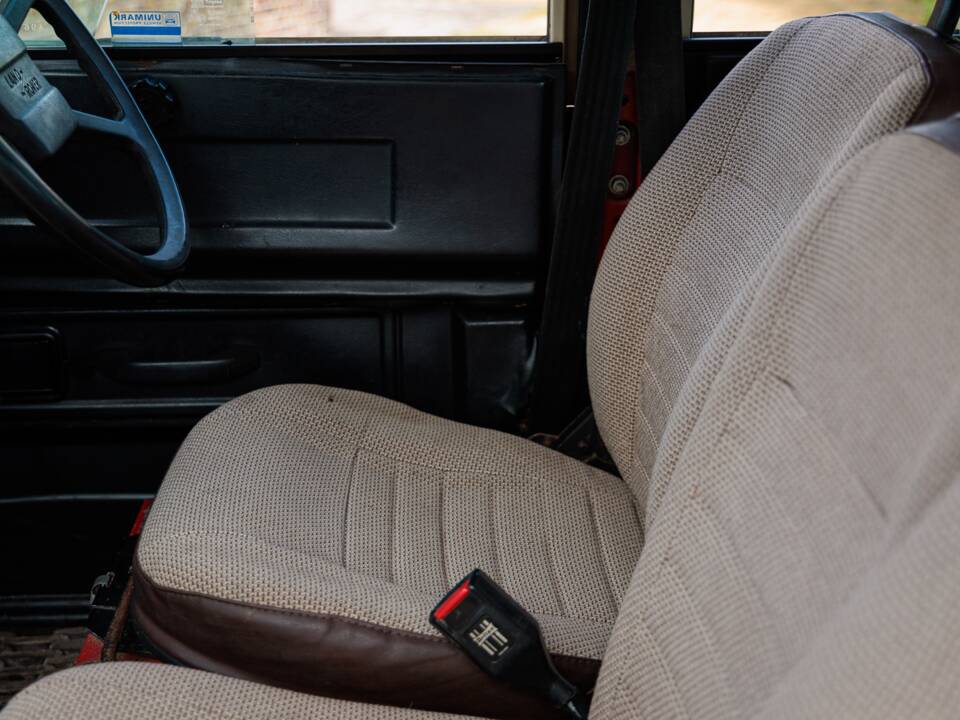 Afbeelding 28/50 van Land Rover Defender 110 (1983)