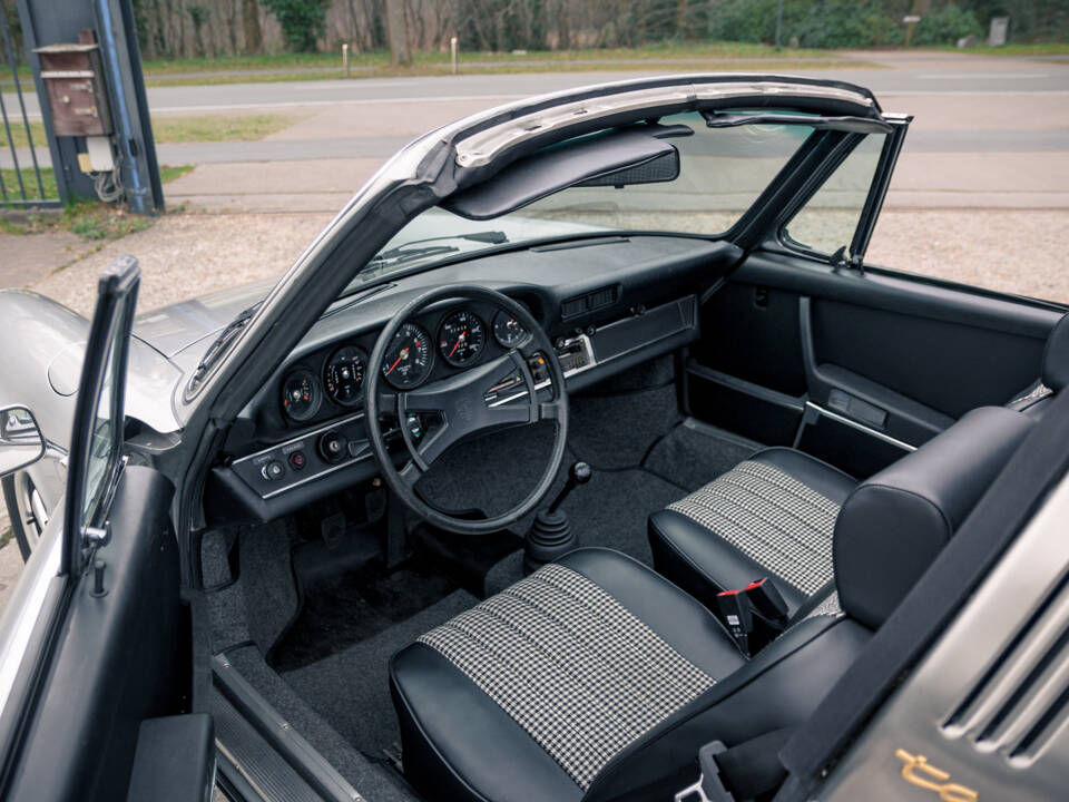 Bild 19/34 von Porsche 911 2.4 T (1972)