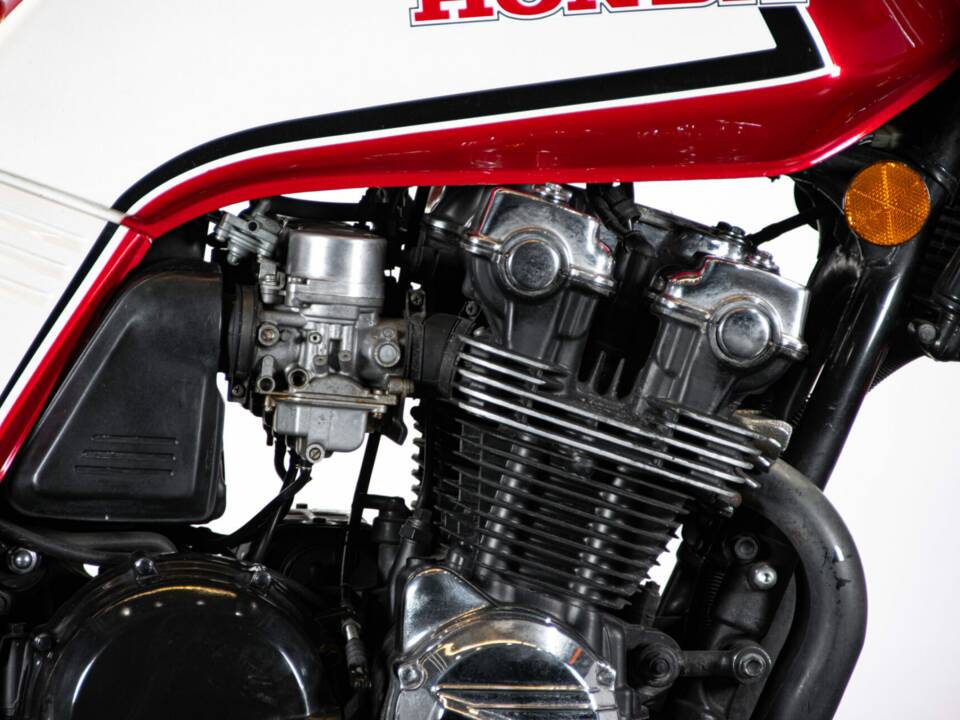 Bild 38/50 von Honda CB 1100 F Super Bol d´Or (1983)