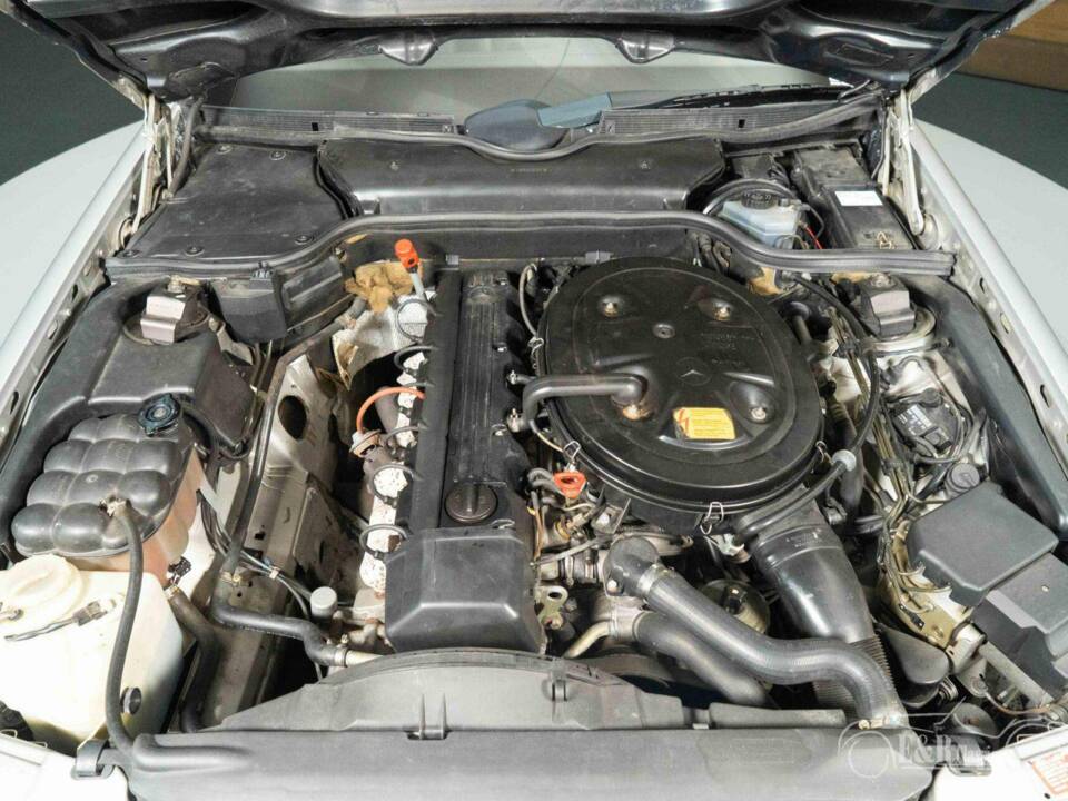 Image 19/19 de Mercedes-Benz 300 SL (1990)