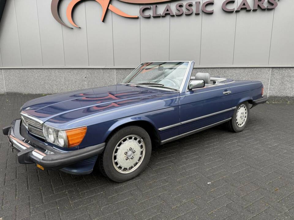 Image 3/46 de Mercedes-Benz 560 SL (1986)
