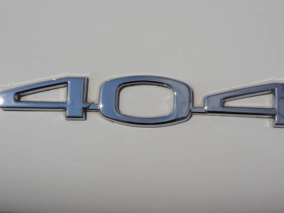 Image 35/36 de Peugeot 404 Coupé (1967)