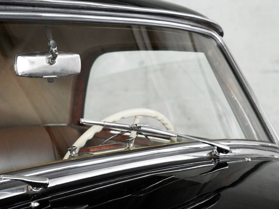 Image 22/50 of Mercedes-Benz 220 Coupe (1954)