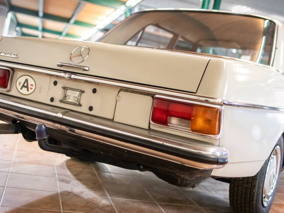 Afbeelding 5/19 van Mercedes-Benz 200 D (1968)
