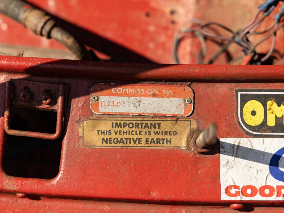 Image 27/50 of MG MGB GT (1970)