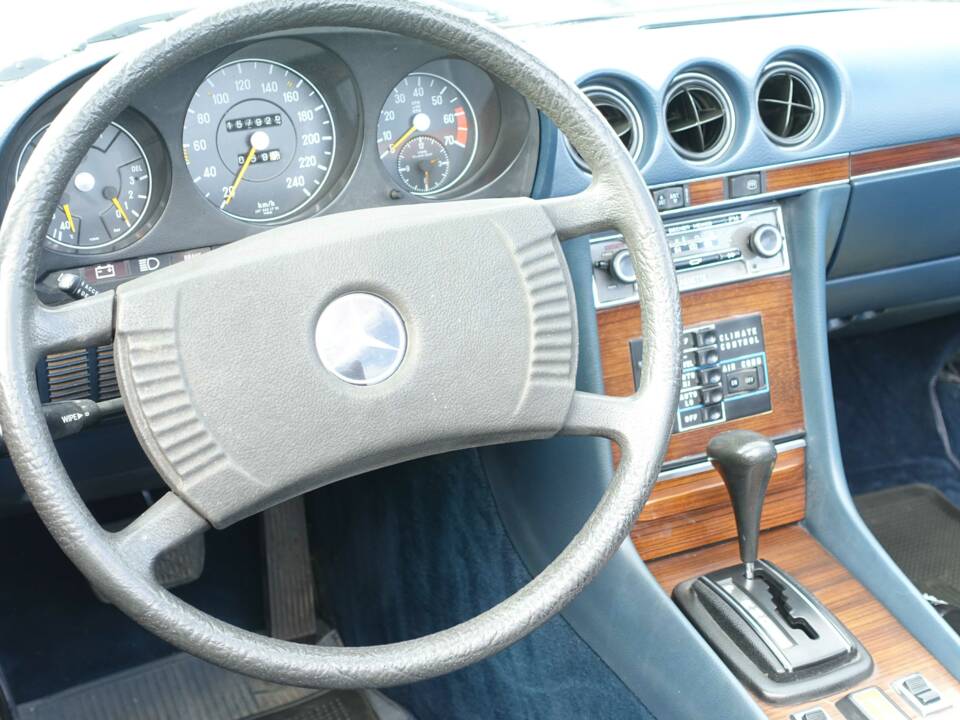 Image 12/37 of Mercedes-Benz 450 SL (1978)