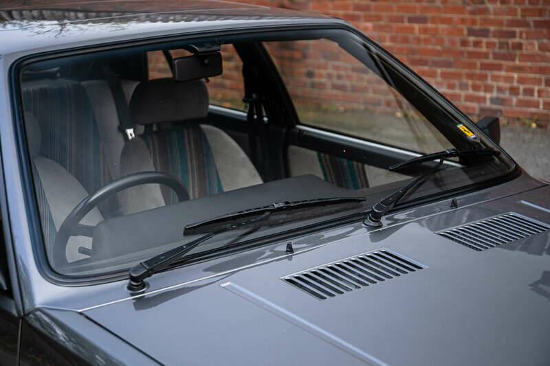 Imagen 37/50 de Lancia Delta 1.6 HF (1989)