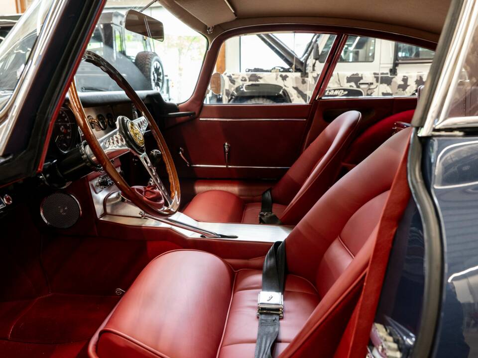 Afbeelding 15/40 van Jaguar E-Type 3.8 (1962)