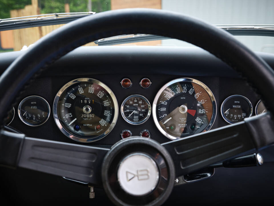 Imagen 18/50 de Aston Martin DBS (1970)