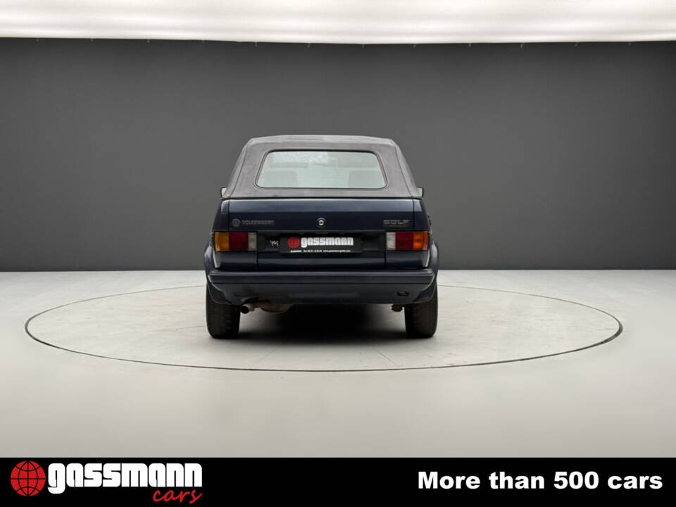 Image 7/15 de Volkswagen Golf Mk I Convertible 1.6 (1987)