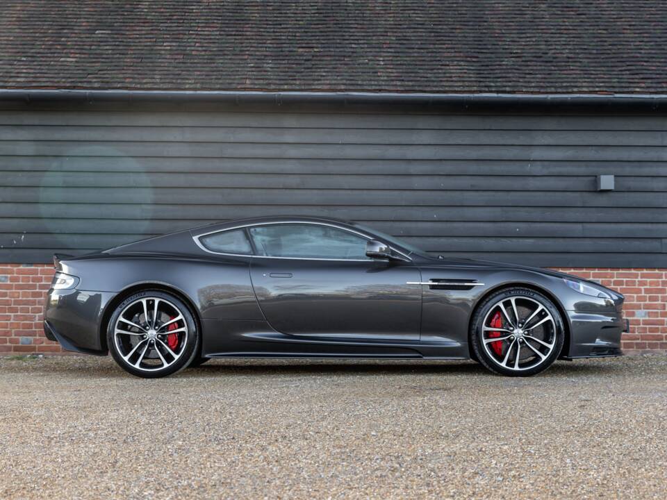 Afbeelding 2/69 van Aston Martin DBS (2012)