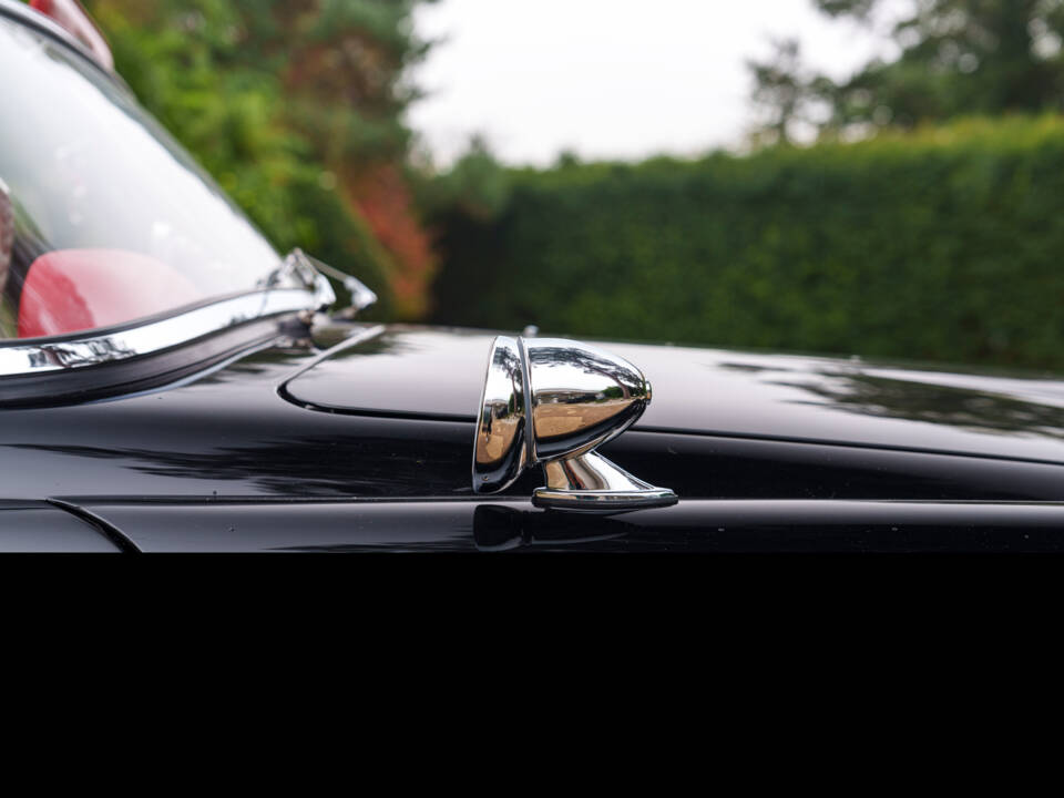 Image 10/26 of Mercedes-Benz 190 SL (1959)