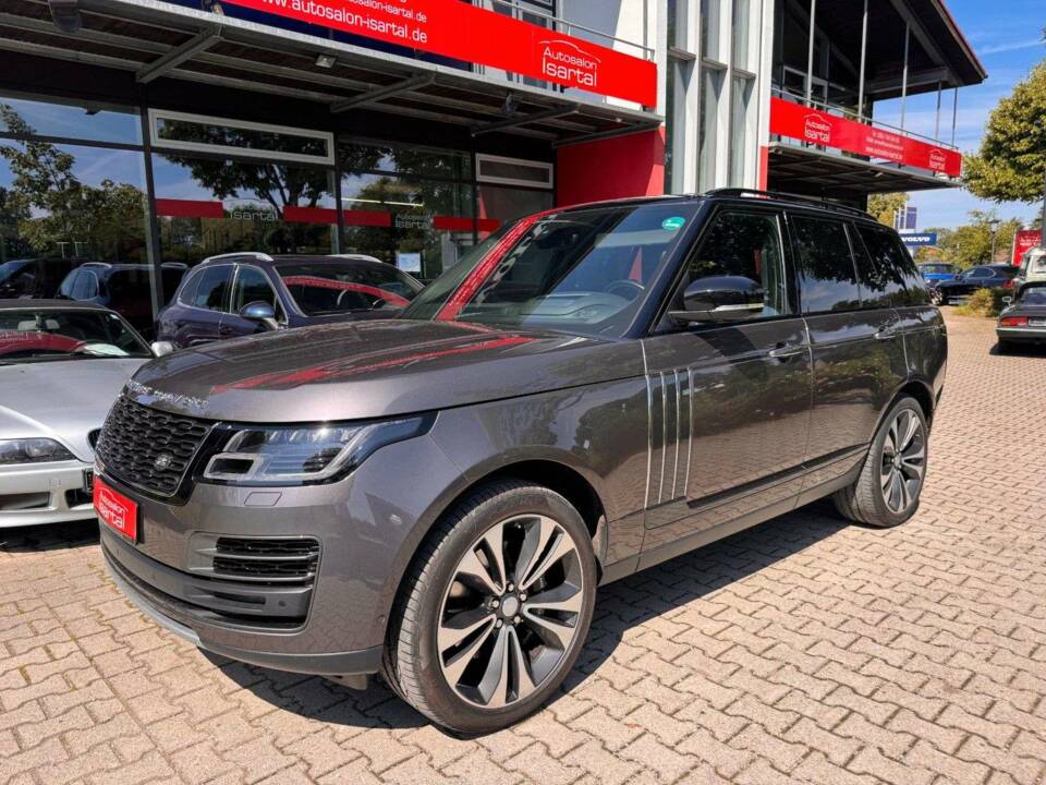 Image 2/29 of Land Rover Range Rover V8 SV Autobiography (2019)