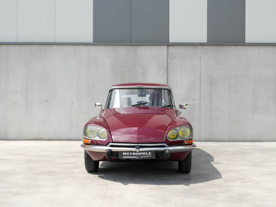 Immagine 11/34 di Citroën ID 19 (1968)