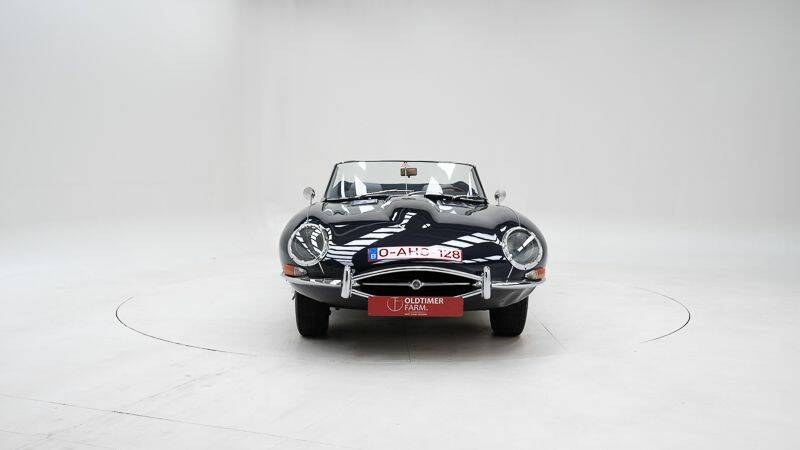 Image 5/15 de Jaguar Type E 4.2 (1966)