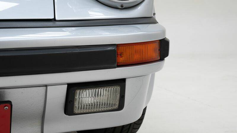 Image 14/15 of Porsche 911 Speedster 3.2 (1989)