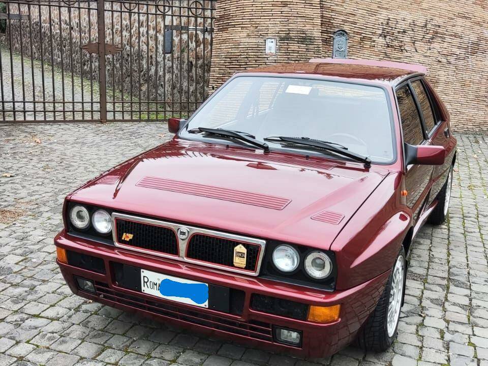 Image 1/17 of Lancia Delta HF Integrale Evoluzione I (1991)