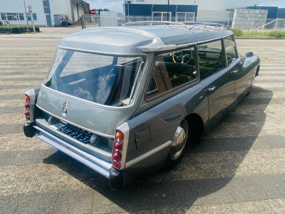 Bild 31/50 von Citroën DS 21 Familiale (1967)