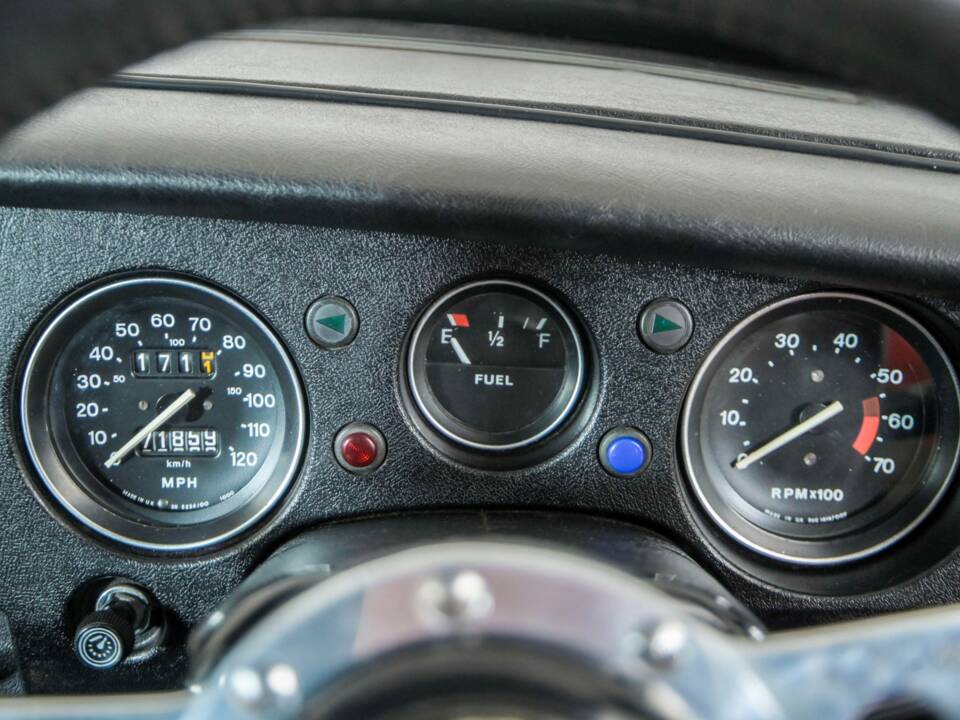 Bild 19/50 von MG MGB GT V8 SEC (1978)