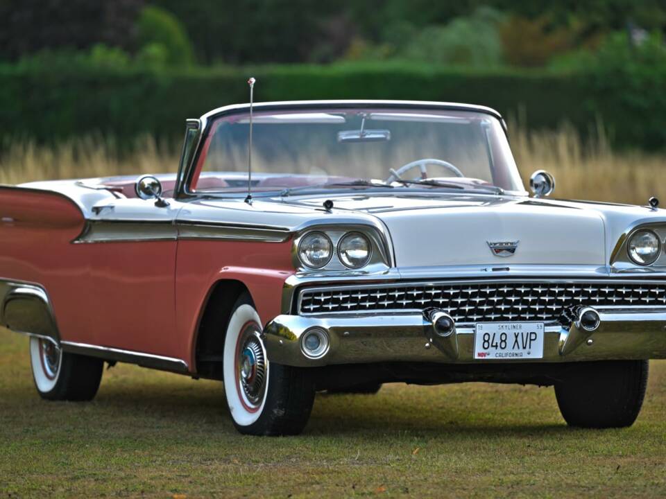 Bild 7/50 von Ford Fairlane 500 Skyliner (1959)