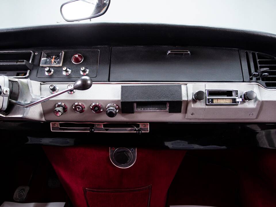 Imagen 20/34 de Citroën ID 19 (1966)