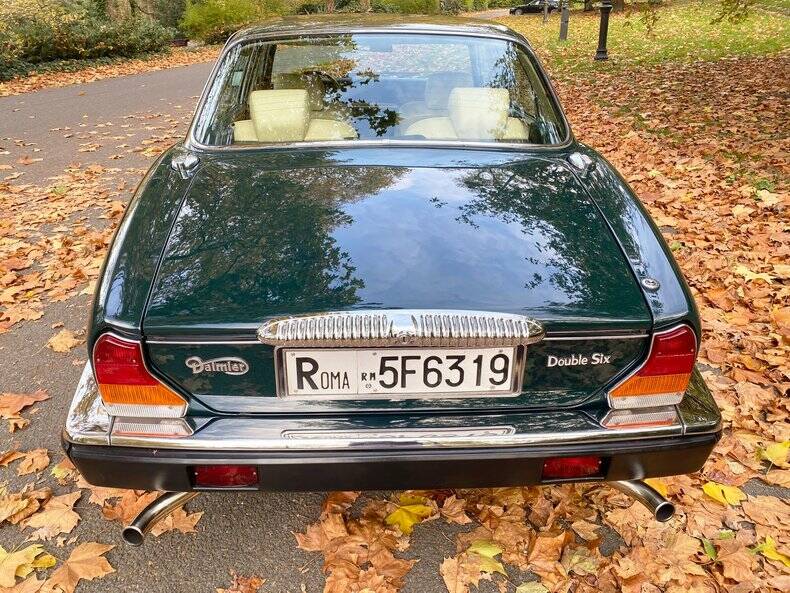 Bild 45/50 von Daimler Double Six (1992)