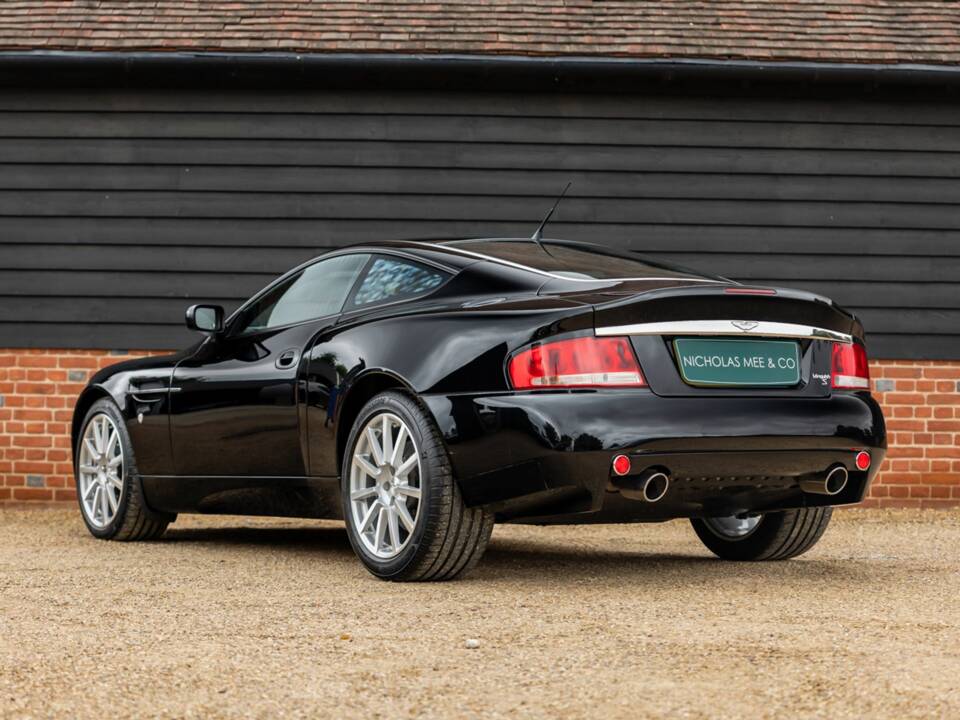 Image 3/50 de Aston Martin V12 Vanquish S Ultimate Edition (2007)