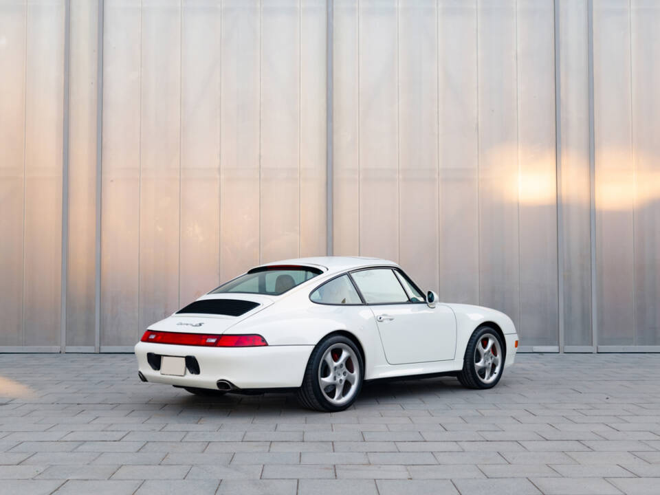Bild 2/50 von Porsche 911 Carrera 4S (1996)