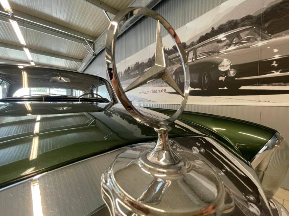 Bild 10/15 von Mercedes-Benz 300 SE (1963)