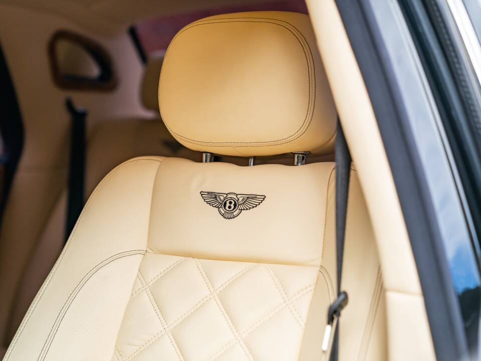 Imagen 20/41 de Bentley Arnage T (2005)